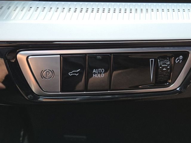 Used 2025 Cadillac Optiq Sport 2 w/ LPO, Floor Liner Package AWD/4WD image 12