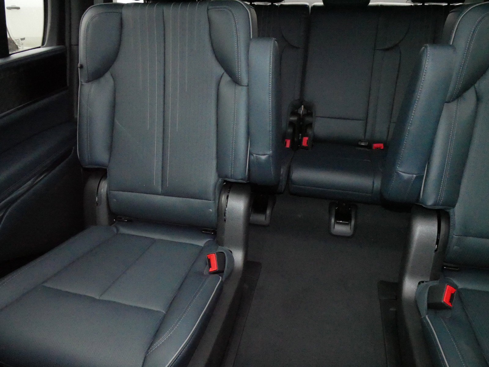 New 2025 Cadillac Escalade IQ Sport 2 image 10