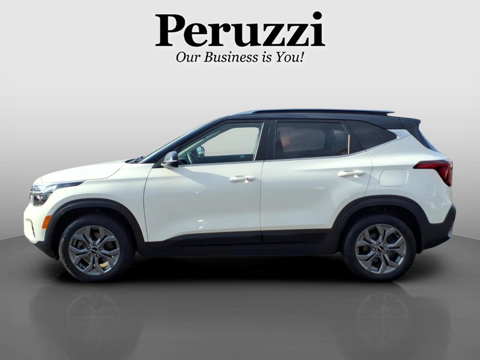 Used 2024 Kia Seltos S AWD/4WD image 7