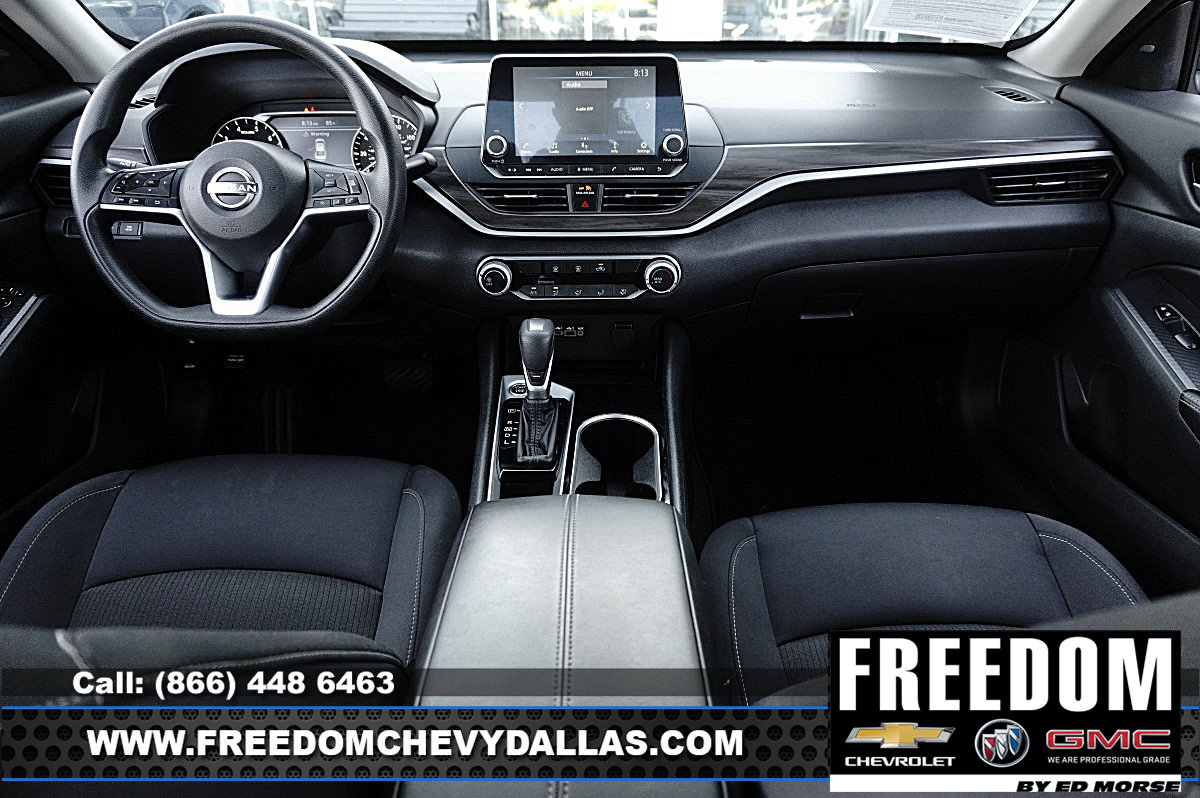 Used 2024 Nissan Altima 2.5 SV FWD image 7