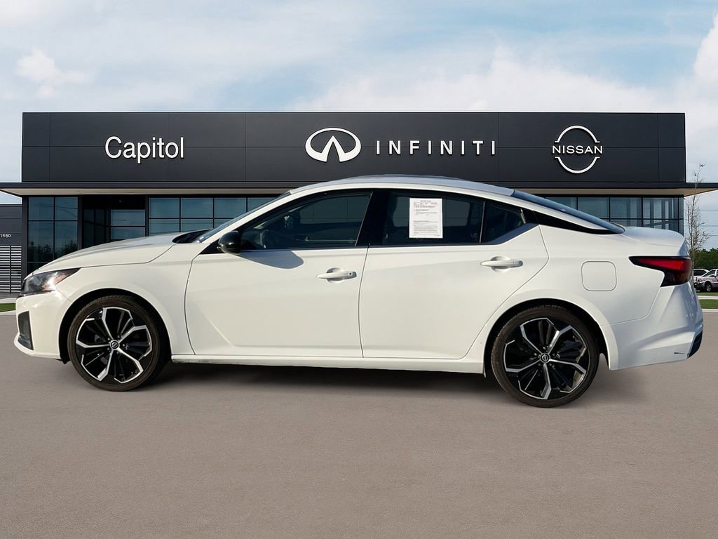 Used 2023 Nissan Altima 2.5 SR image 8