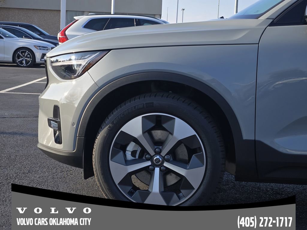 New 2026 Volvo XC40 B5 Plus w/ Protection Package Premier image 6