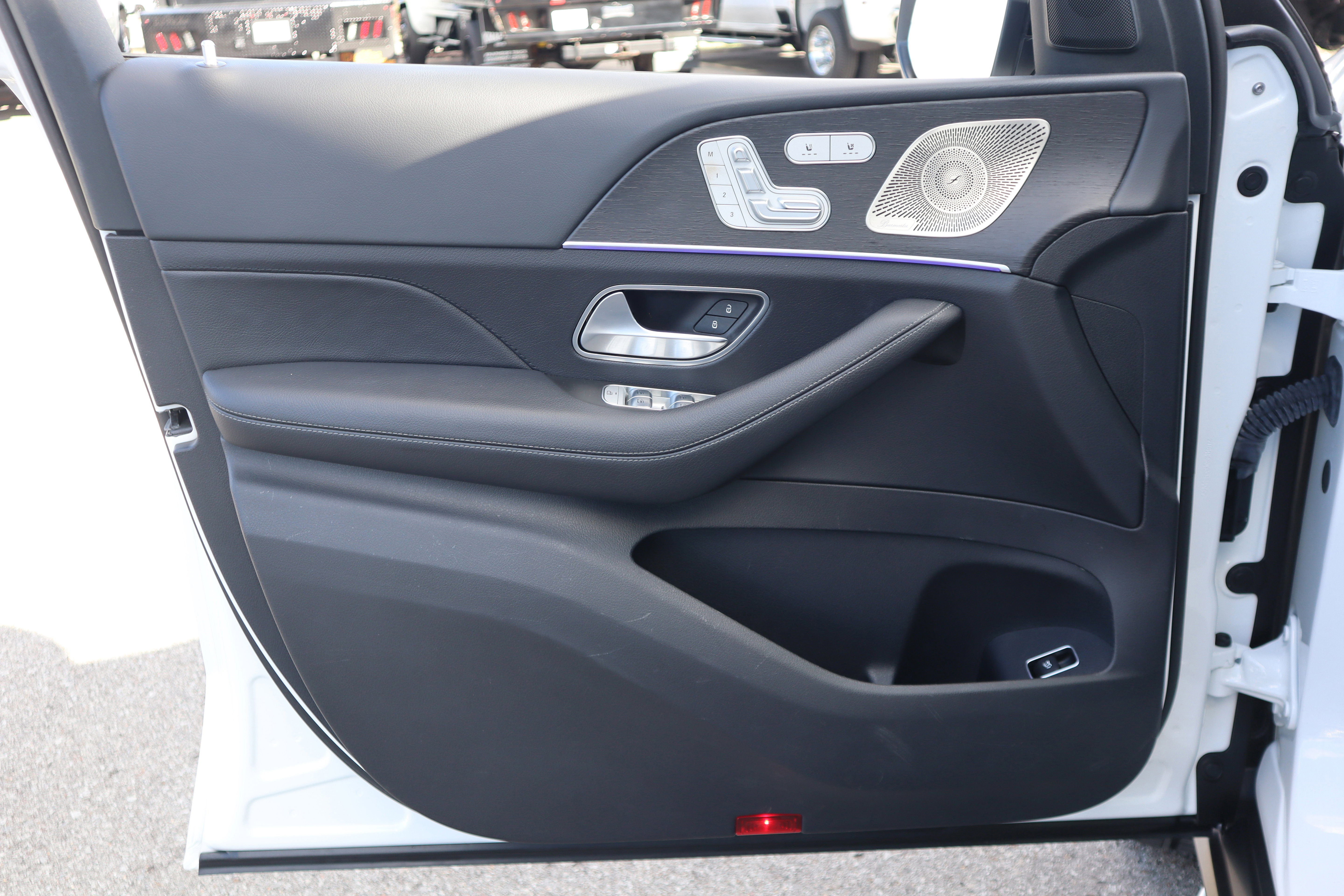 Used 2022 Mercedes-Benz GLS 450 4MATIC image 30