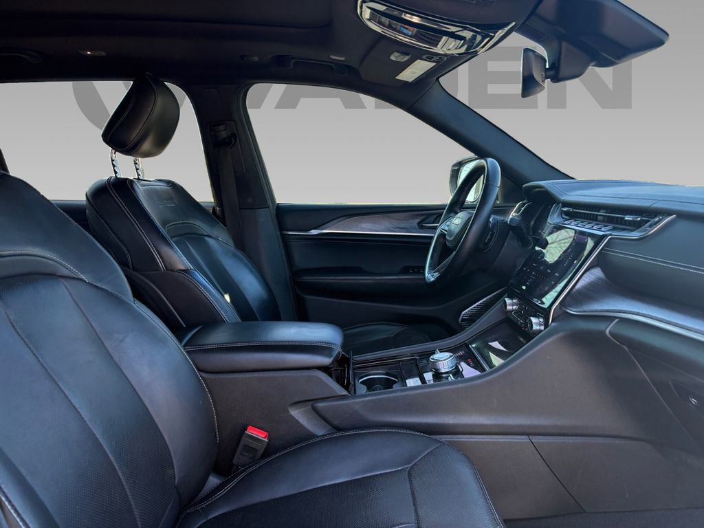 Used 2022 Jeep Grand Cherokee L Overland image 10