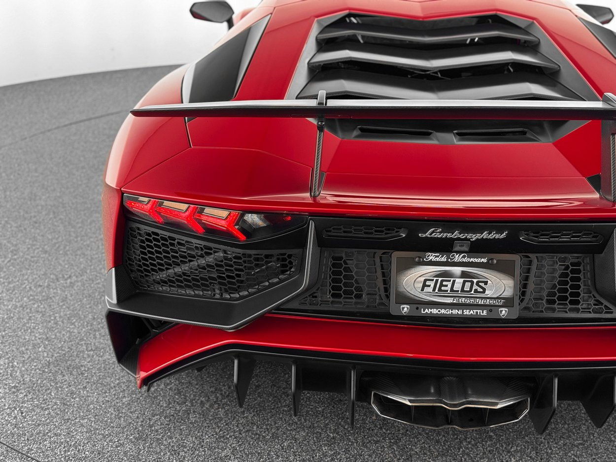 Used 2016 Lamborghini Aventador LP 750-4 Superveloce image 38