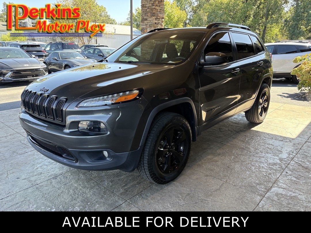Used 2016 Jeep Cherokee Latitude w/ Cold Weather Group