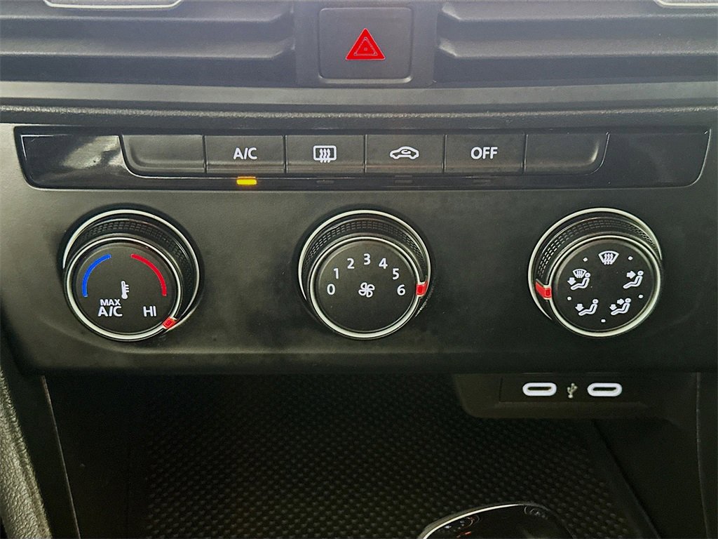 Used 2024 Volkswagen Jetta S image 18