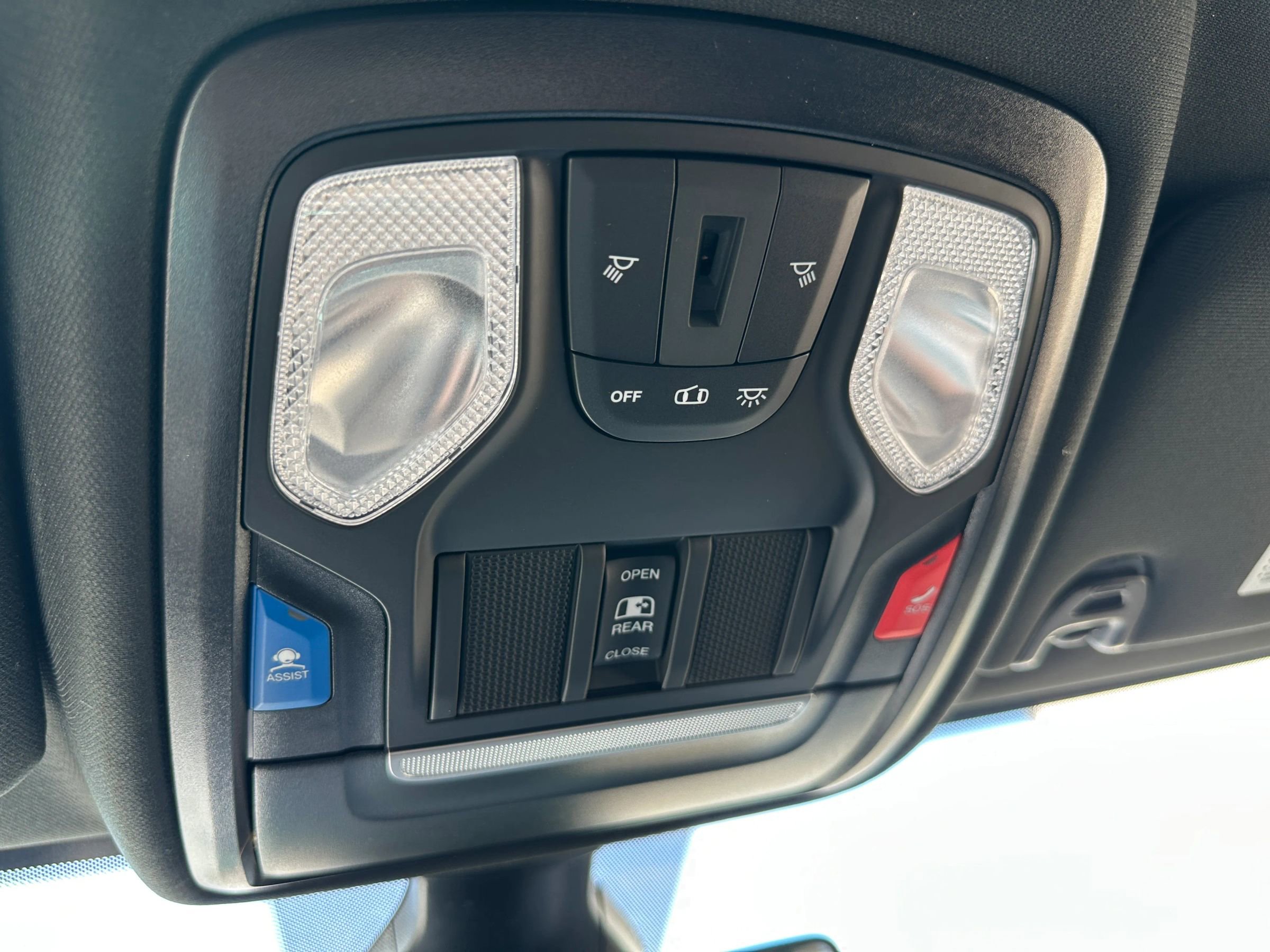 Used 2023 RAM 3500 SLT w/ Quick Order Package 27G SLT image 30