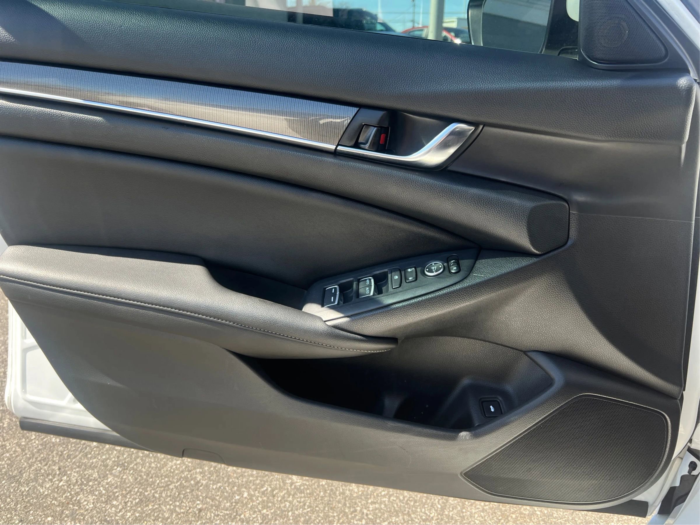 Used 2020 Honda Accord Sport image 22