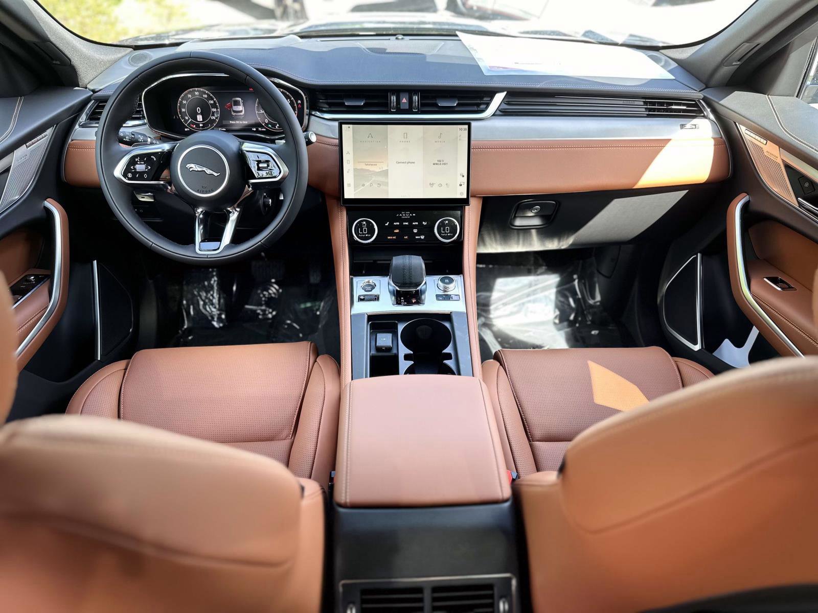 New 2026 Jaguar F-PACE R-Dynamic S image 11