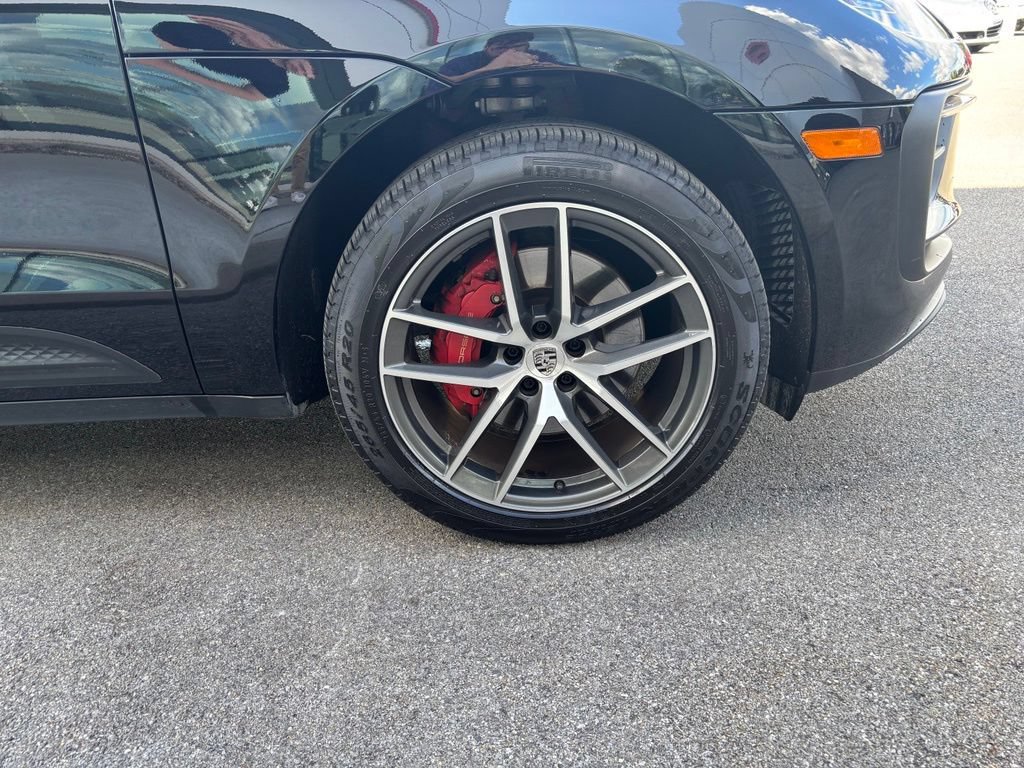 Certified 2023 Porsche Macan S AWD/4WD image 39