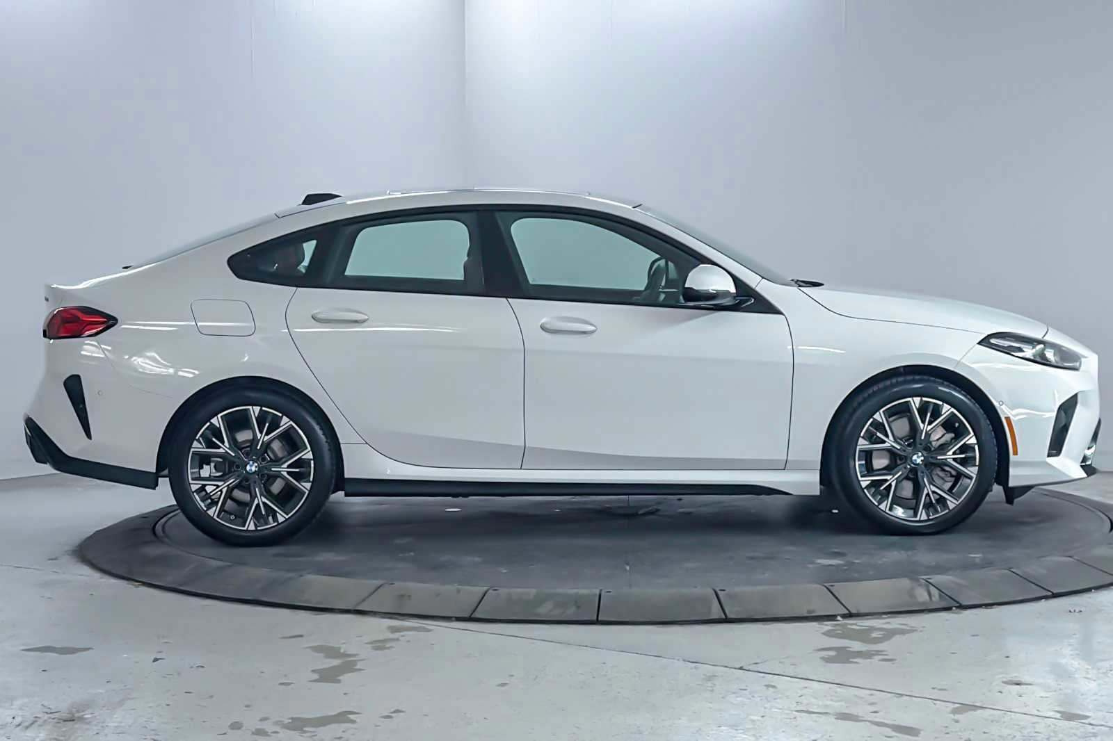 Used 2025 BMW 228i xDrive w/ Premium Package image 8