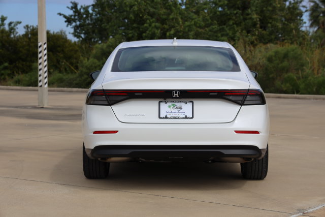 New 2026 Honda Accord LX image 7