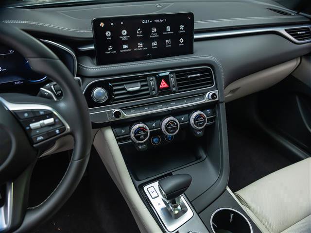 Used 2023 Genesis G70 2.0T RWD image 22