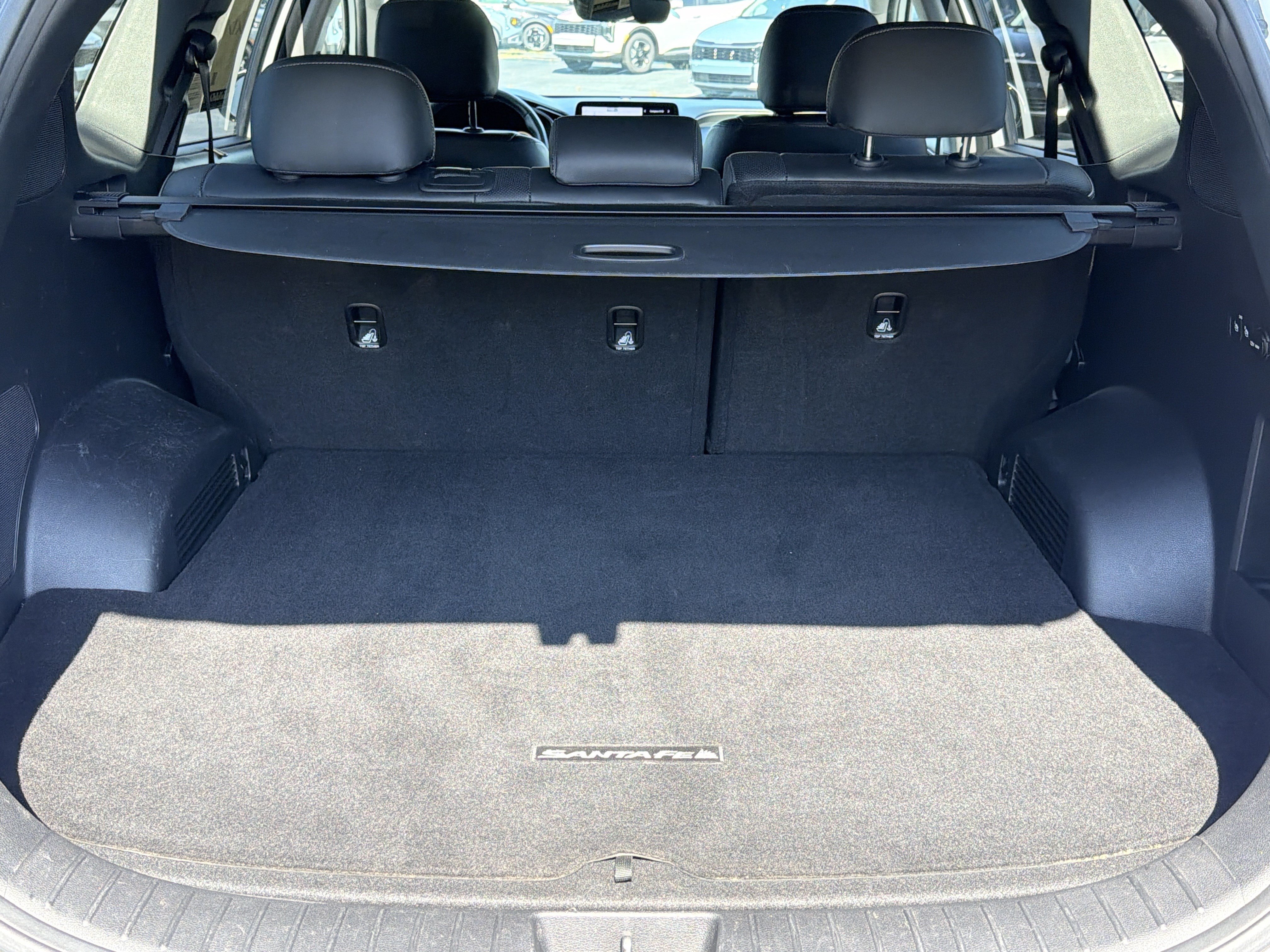 Used 2022 Hyundai Santa Fe Limited w/ Cargo Package FWD image 17