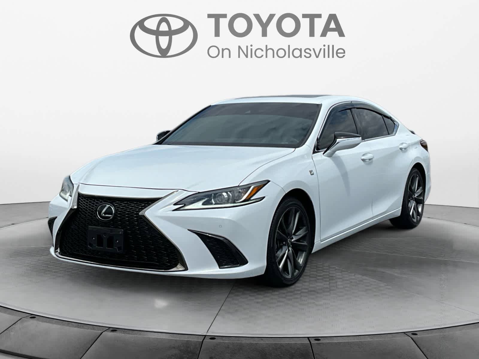 Used 2019 Lexus ES 350 F Sport w/ Accessory Package 2