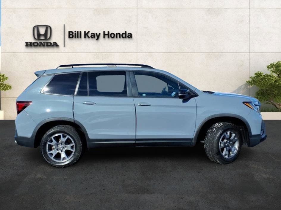 Used 2022 Honda Passport TrailSport image 2