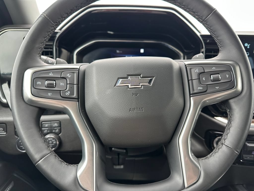 Certified 2023 Chevrolet Silverado 1500 RST w/ Convenience Package II AWD/4WD image 40