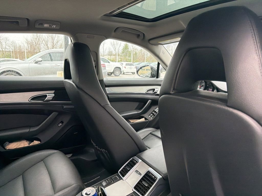 Used 2015 Porsche Panamera 4 AWD/4WD image 67