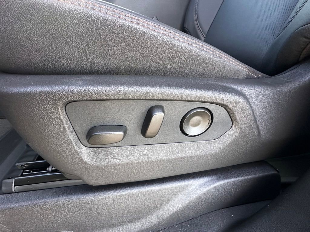 New 2026 GMC Sierra 2500 AT4 w/ AT4 Premium Plus Package AWD/4WD image 16