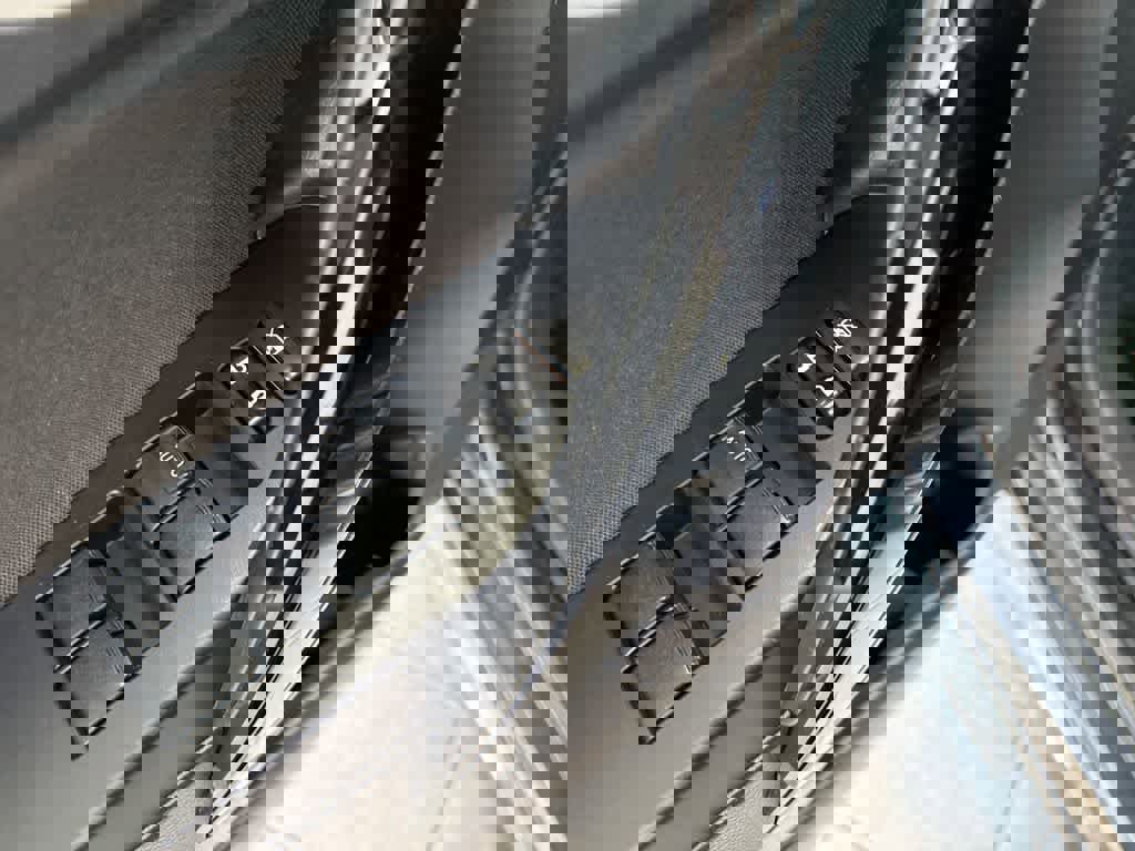 Used 2017 Toyota Corolla iM image 18