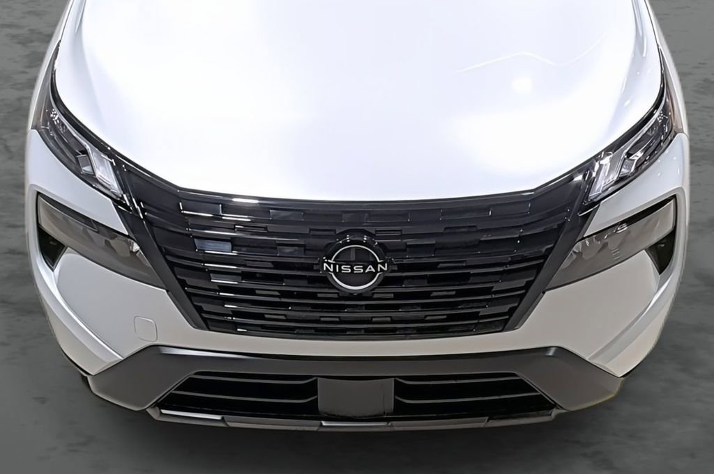 New 2026 Nissan Rogue SV AWD/4WD image 16