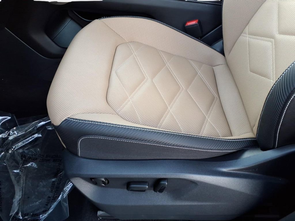 Used 2024 Volkswagen Atlas Cross Sport SE image 16