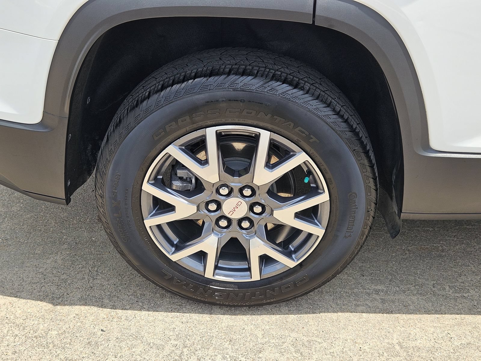 Used 2023 GMC Acadia SLT w/ Preferred Package FWD image 10
