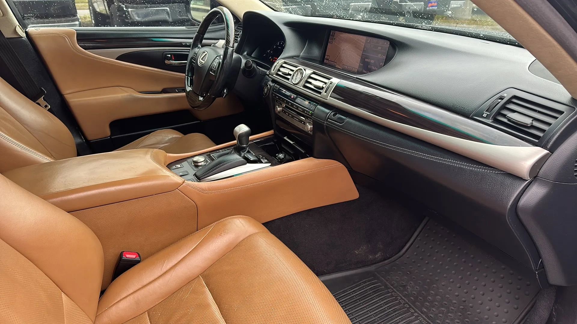 Used 2013 Lexus LS 460 L image 12