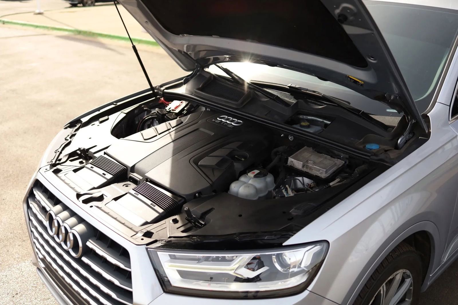 Used 2018 Audi Q7 3.0T Premium Plus w/ Premium Plus Package image 61