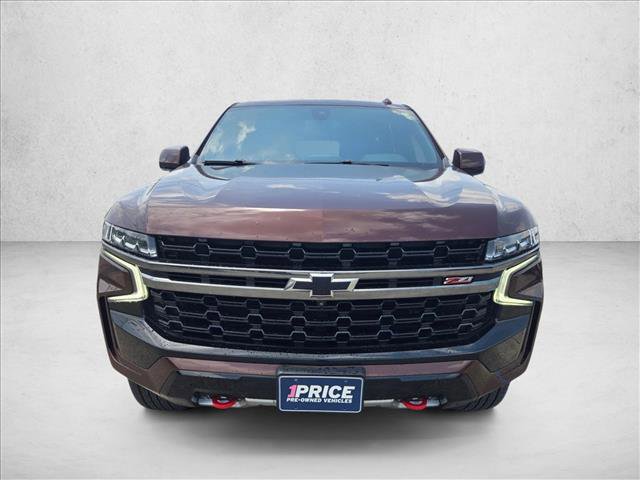 Used 2022 Chevrolet Tahoe Z71 w/ Luxury Package AWD/4WD image 2