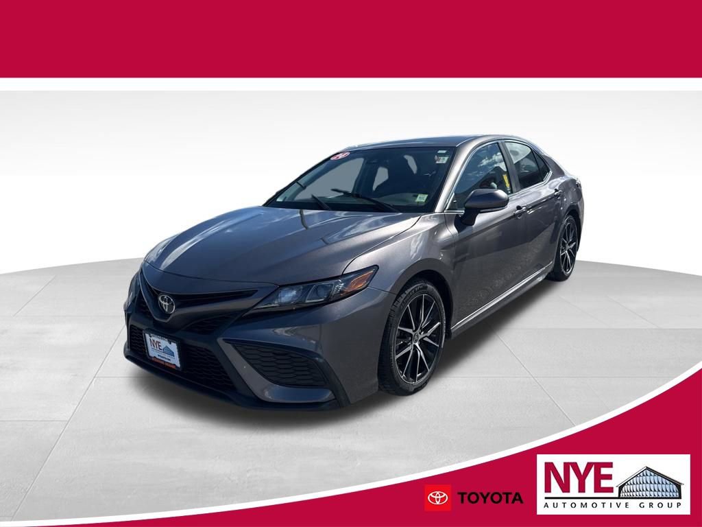 Used 2024 Toyota Camry SE w/ Cold Weather Package