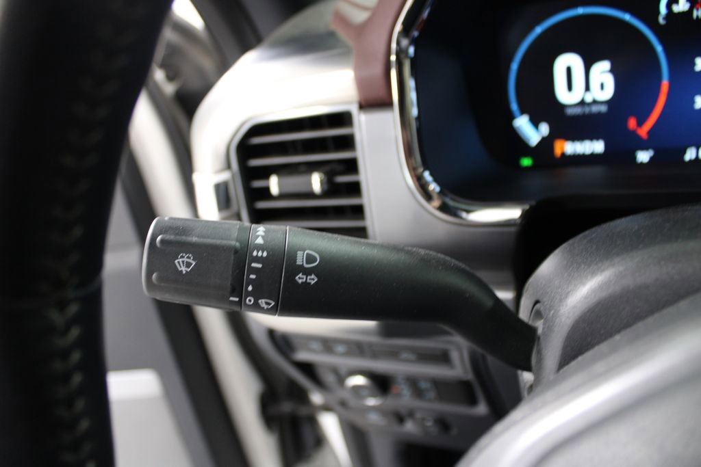 Used 2022 Ford F150 Lariat image 27