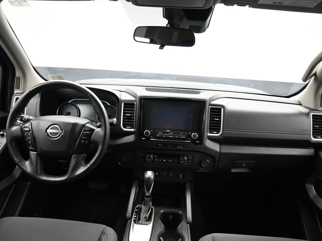 Used 2024 Nissan Frontier SV w/ SV Convenience Package image 41