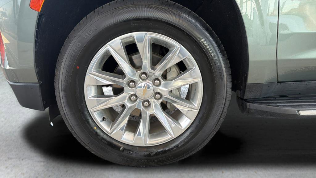 Used 2024 Chevrolet Tahoe Premier AWD/4WD image 30