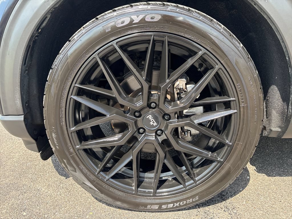 Used 2020 Ford Explorer Limited RWD image 39