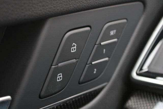 New 2025 Audi SQ5 Premium Plus image 13