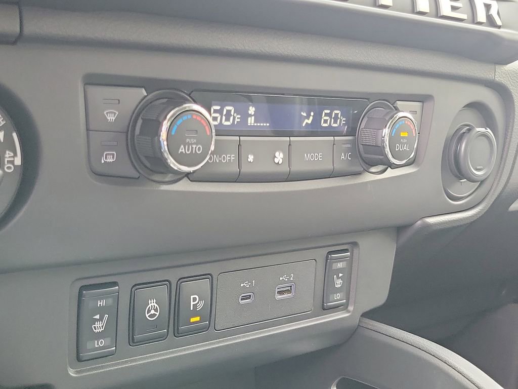 New 2025 Nissan Frontier SV w/ SV Convenience Package image 32