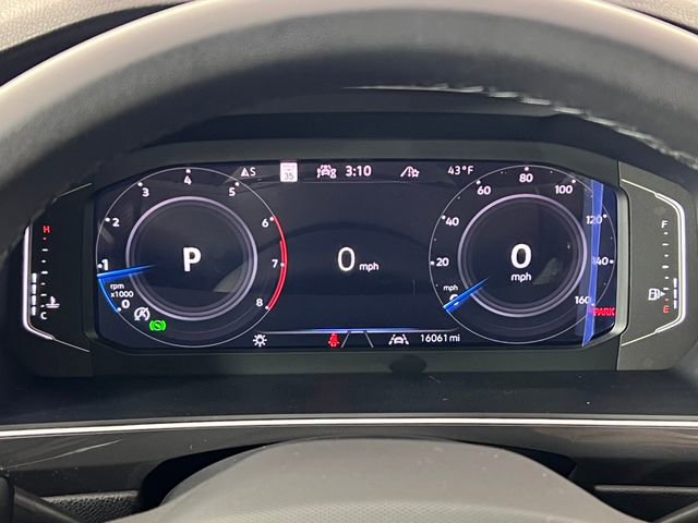 Used 2024 Volkswagen Tiguan SEL R-Line image 30