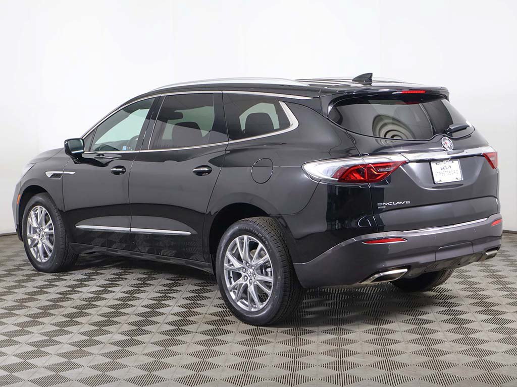 Used 2023 Buick Enclave Essence w/ Experience Buick Package AWD/4WD image 11