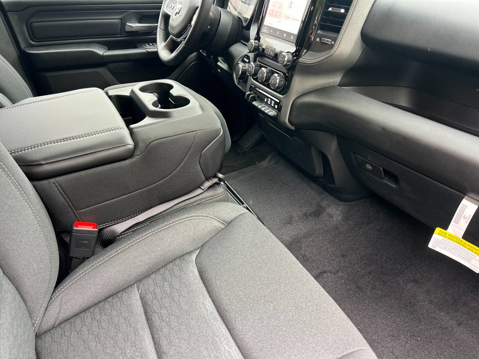 New 2026 RAM 1500 Express AWD/4WD image 15