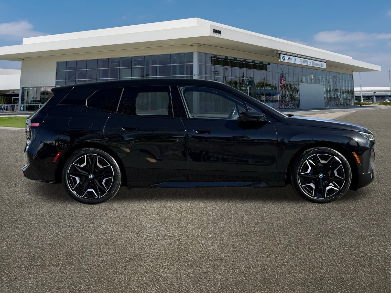 Used 2025 BMW iX M60 image 12