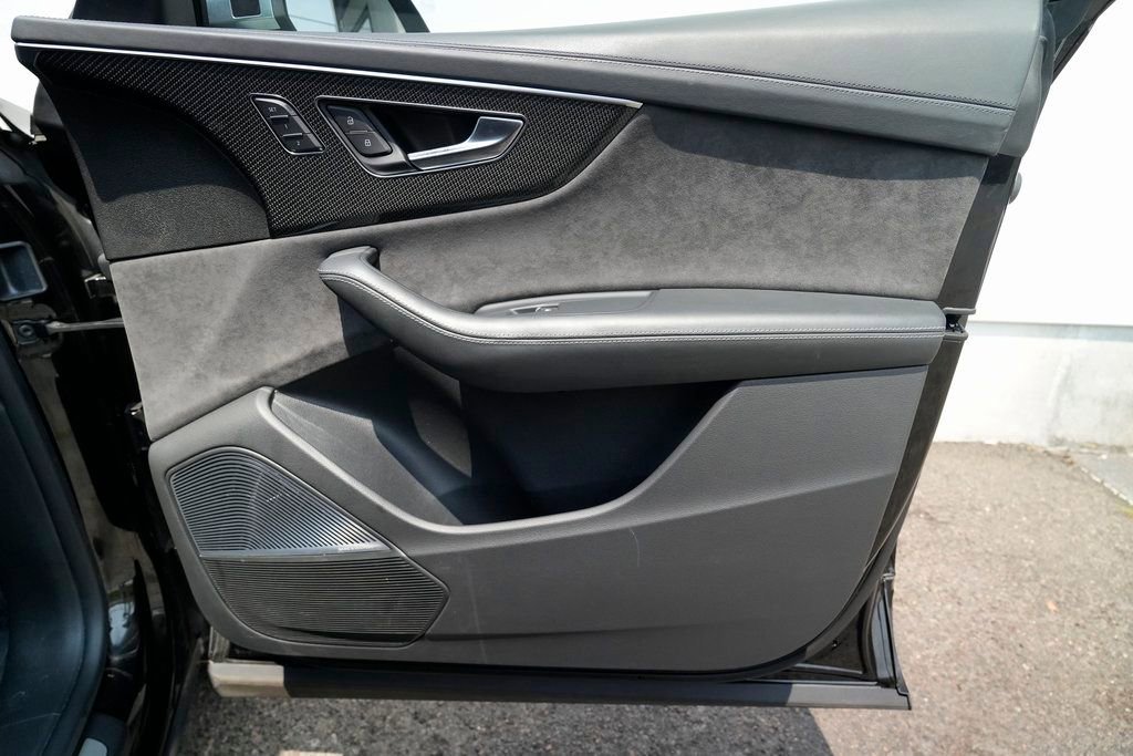 Used 2022 Audi SQ8 Prestige w/ Prestige Package image 35