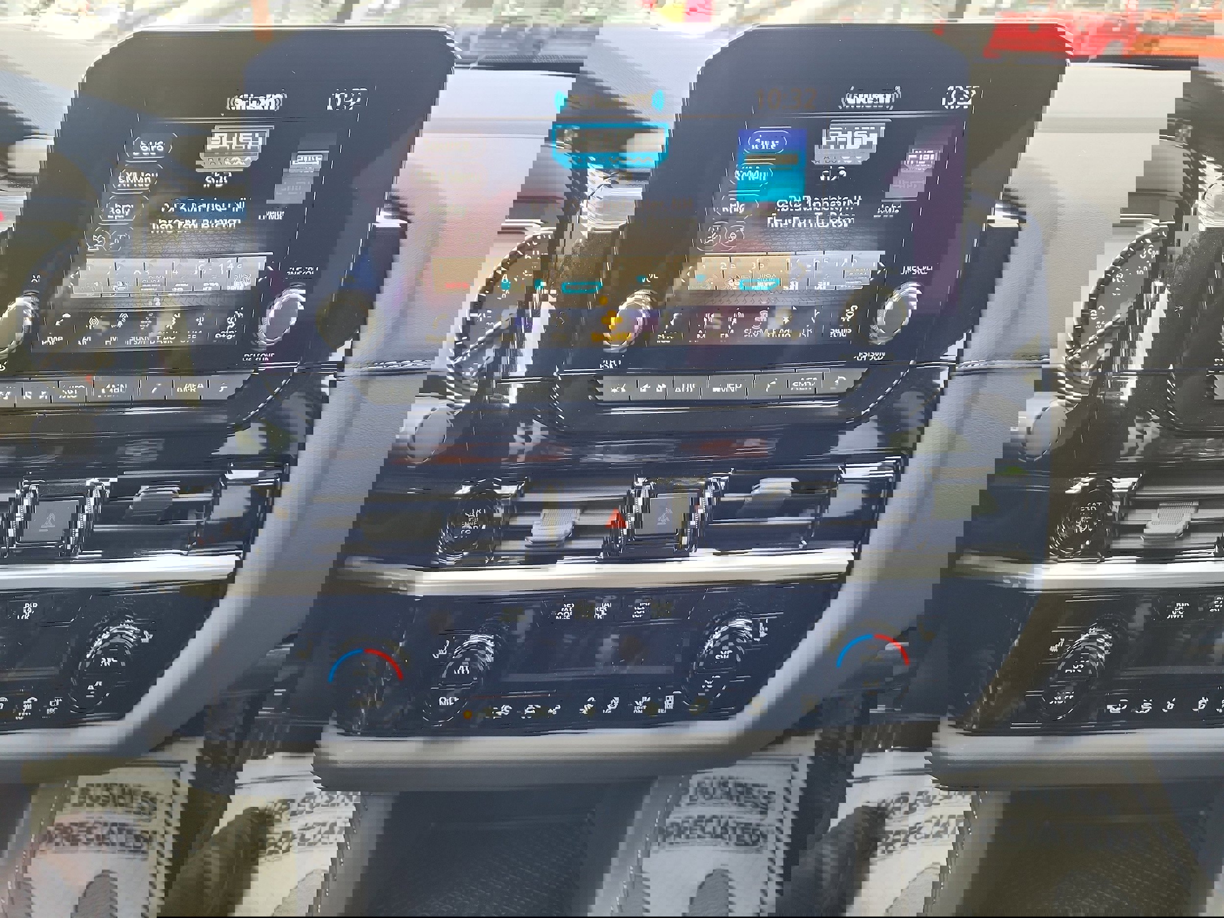 New 2025 Nissan Pathfinder SV w/ Black Appearance Package image 13