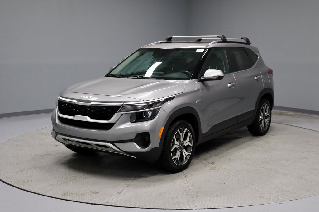 Used 2022 Kia Seltos EX image 8