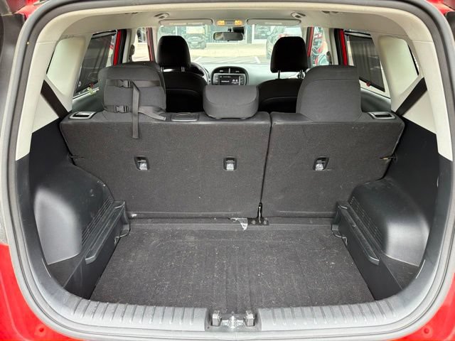 Used 2023 Kia Soul LX w/ LX Technology Package FWD image 10