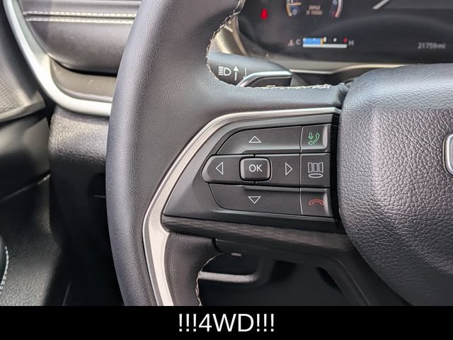 Used 2023 Jeep Grand Cherokee Laredo AWD/4WD image 33