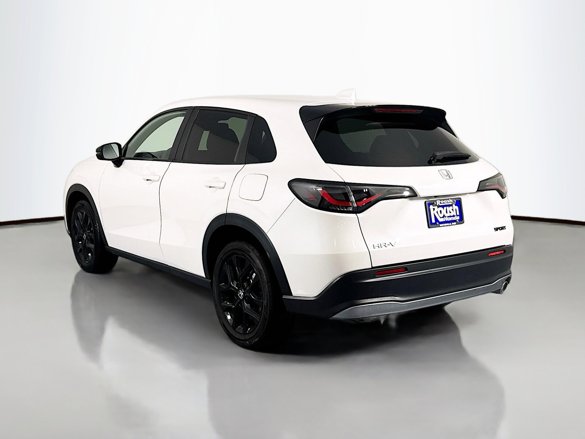 Certified 2025 Honda HR-V Sport image 7