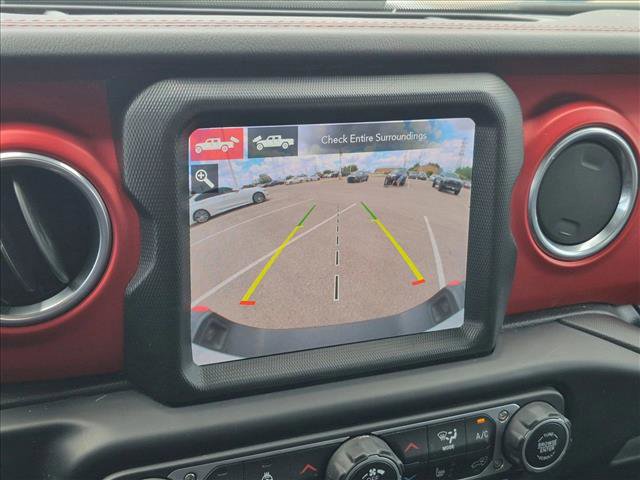Used 2021 Jeep Gladiator Rubicon AWD/4WD image 12
