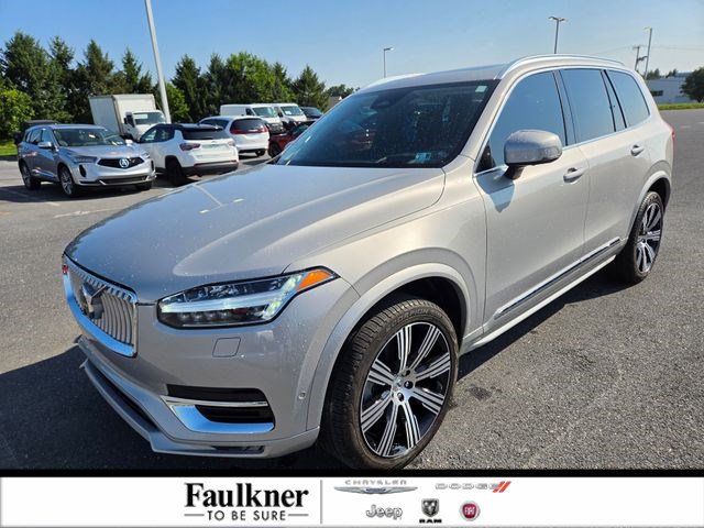 Used 2023 Volvo XC90 B6 Ultimate w/ Protection Package Premier AWD/4WD video 1